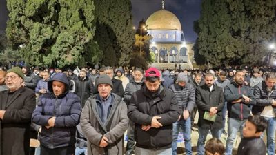 50 ألف مرابط يؤدون صلاتي العشاء والتراويح في المسجد الأقصى