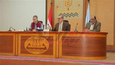 اجتماع موسع لمناقشة الاستعدادات لتطبيق قانون التصالح في مخالفات البناء بكفر الشيخ 