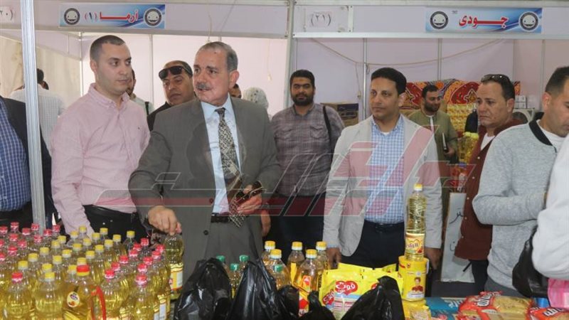 جولة المحافظ