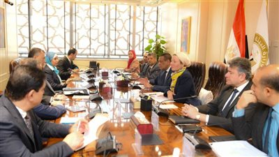 3 وزراء يناقشون آليات تطبيق منظومة التخلص الآمن من المخلفات بالمنشآت السياحية