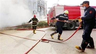 إخماد حريق في محل تجاري بالتجمع الأول دون خسائر في الأرواح