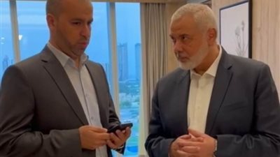 تعقيب هنية على استشهاد أبنائه وأحفاده في قصف إسرائيل