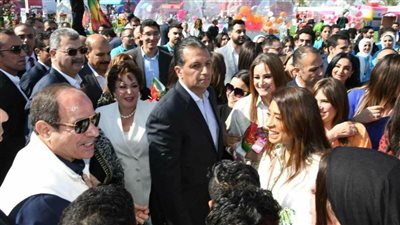 لميس سلامة: أهديت الرئيس وردة وقال لي 