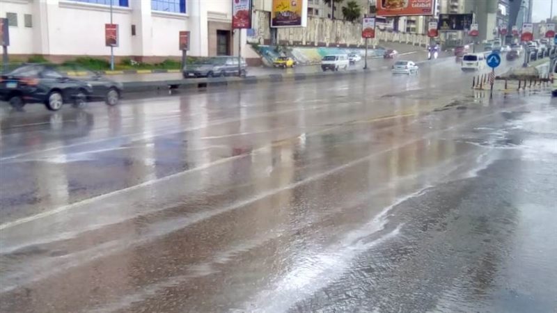 أمطار غزيرة بالإسكندرية