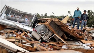 عواصف رعدية شديدة تتسبب بفيضانات بولاية تكساس الأمريكية