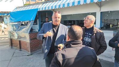 مسئولو السياحة والمصايف بالإسكندرية يحذرون أصحاب الكافتيريات من استغلال رواد الشواطئ 