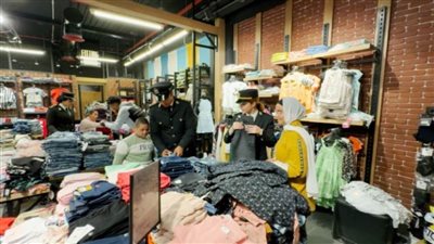 الداخلية تحتفل مع الأطفال الأيتام ونزلاء دور رعاية المسنين على مستوى الجمهورية بعيد الفطر المبارك