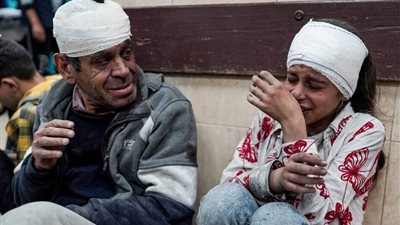 شهداء وجرحى في غارات على مخيم النصيرات وسط قطاع غزة