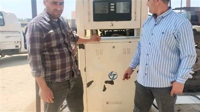 مصادرة 3500 لتر مواد بترولية و5000 عبوة ألعاب نارية بالبحيرة 