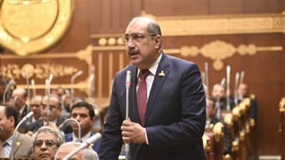 وهبة: الفلاح هو حجر الزاوية لعودة زراعة القطن وعكف عنه لعدم وجود جدوى اقتصادية له