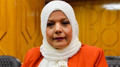 رئيس المجلس الاقتصادي بتجارية الإسماعيلية: تمكين المرأة اقتصاديا على رأس أولوياتنا 