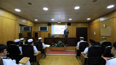 أكاديمية الشرطة تنظم دورتين تدريبيتين في مجال التعريف باللجنة الدولية للصليب الأحمر