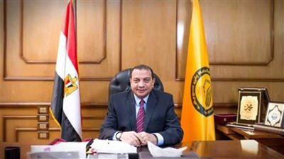 رئيس جامعة بني سويف يرأس اجتماعات 