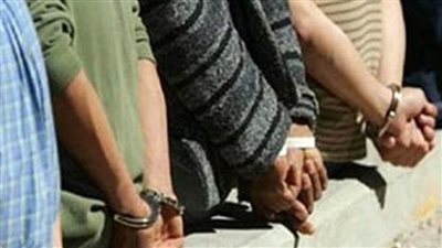 ضبط تشكيل عصابي بالجيزة تخصص في سرقة المواطنين بالإكراه