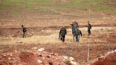 الجيش السوري يعلن القضاء على إرهابيين وتدمير مقرات لهم بدير الزور 