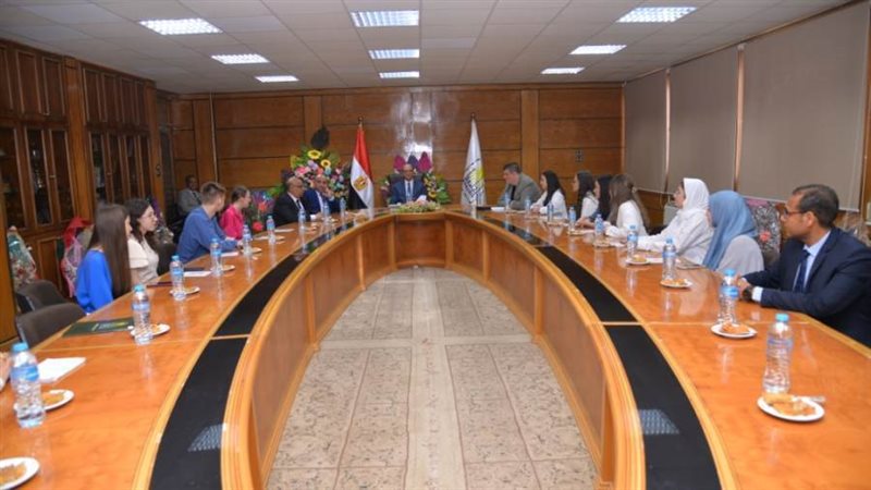 جانب من اللقاء