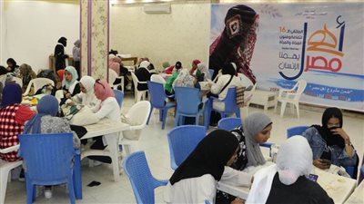 إبداعات فنية وحرفية للفتيات في ورش ملتقى 