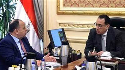 رئيس الوزراء يستعرض مع وزير المالية مقترح وثيقة السياسة الضريبية 2024 – 2030