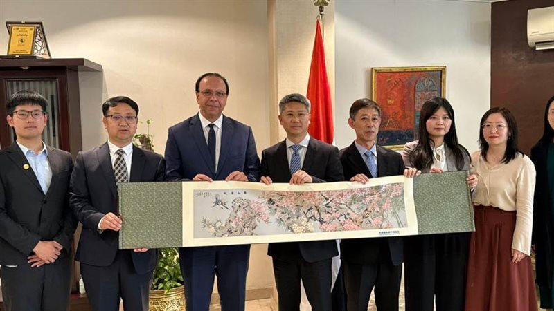 هديه تذكارية من الجانب