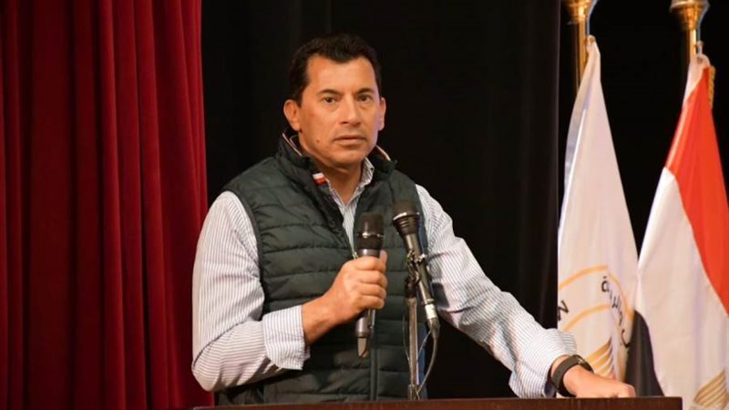 د. أشرف صبحى