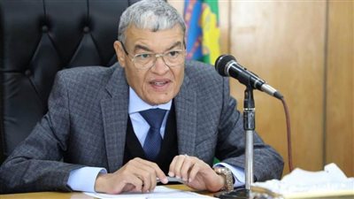 محافظ المنيا يوجّه بمتابعة الالتزام بمواعيد العمل الصيفية بدءًا من اليوم الجمعة