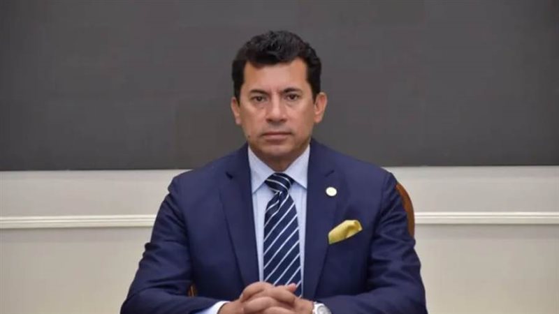 وزير الشباب والرياضة