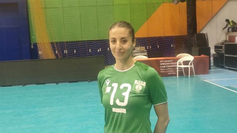 اللعبة نوال منصورى