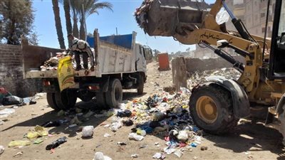 حملات نظافة مكثفة وتسوية الطرق غير المرصوفة بمراكز البداري وساحل سليم وديروط وأبوتيج