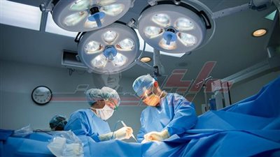 نجاح ١٨ تدخلًا جراحيًا ناجحًا ووكيل الصحة بمطروح يشيد بفريق الجراحين