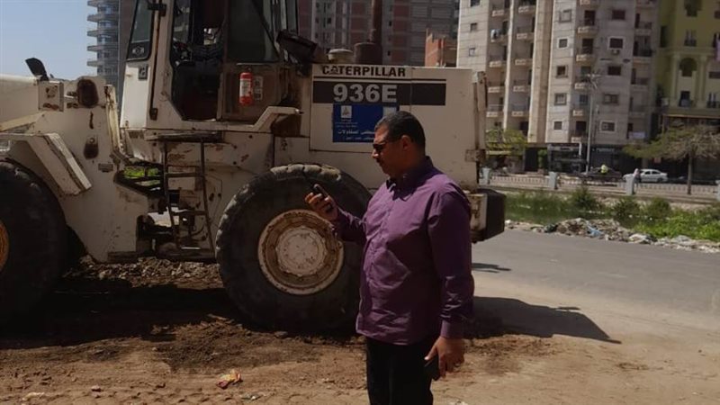 جانب من تطوير الطريق