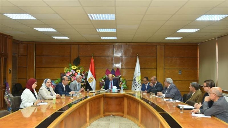 اجتماع جامعة أسيوط