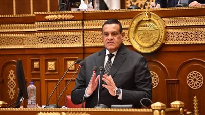 وزير التنمية المحلية يعرض 6 نماذج لدعم التكتلات الاقتصادية للتوسع في التصنيع الزراعي بالمحافظات