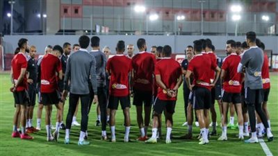 الأهلي يختتم تدريباته استعدادا لمواجهة الإسماعيلي غدا في الدوري