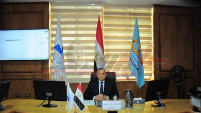 الدسوقي يستعرض تقرير وزارة التخطيط والتنمية الاقتصادية