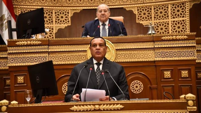 اللواء هشام آمنة