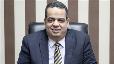 عصام هلال: عمال مصر بذلوا كافة جهودهم في بناء الدولة العصرية الحديثة