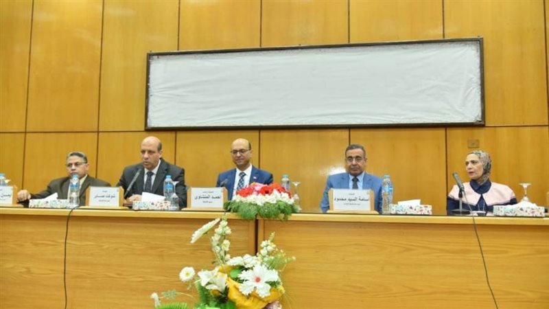 جانب من لقاء رئيس