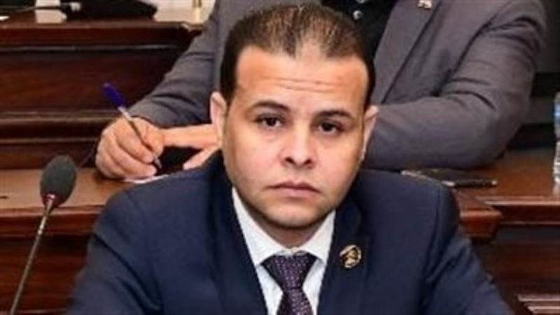 النائب مدحت الكمار