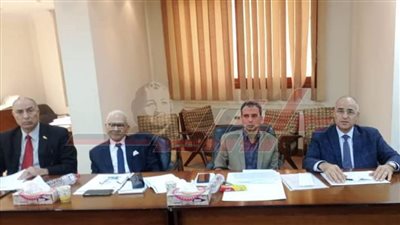 إجراء المقابلات للتجديد للمكلفين لوظائف الإدارة المدرسية بكفر الشيخ