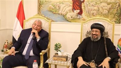 محافظ الوادي الجديد يقدم التهنئة لأقباط المحافظة بكنيسة السيدة العذراء بالخارجة بعيد القيامة المجيد