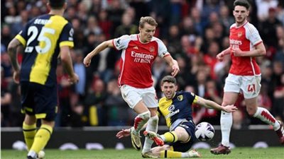 أرسنال يوسع الفارق مع السيتي باكتساح بورتموث بثلاثية   