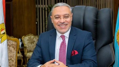 رئيس جامعة طنطا يقدم التهنئة لقداسة البابا تواضروس والإخوة الأقباط بعيد القيامة 