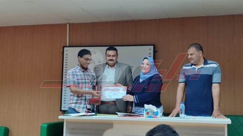 خلال الدورة التدريبية