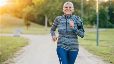 دراسة حديثة: نساء منتصف العمر.. النشاط البدني مفتاح صحة أفضل في المستقبل
