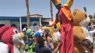 شواطئ الغردقة ترفع شعار كامل العدد في احتفالات شم النسيم وأعياد الربيع