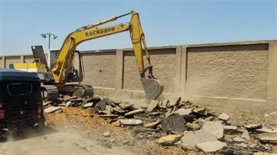 محافظ الغربية يتابع رصف شارع غزل المحلة 