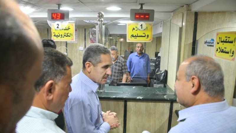 جانب من جولة المحافظ