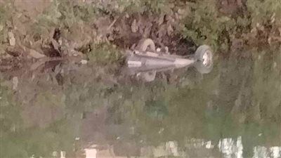 إصابة 6 أشخاص انقلبت سيارتهم في ترعة الرياح التوفيقية بالدقهلية 