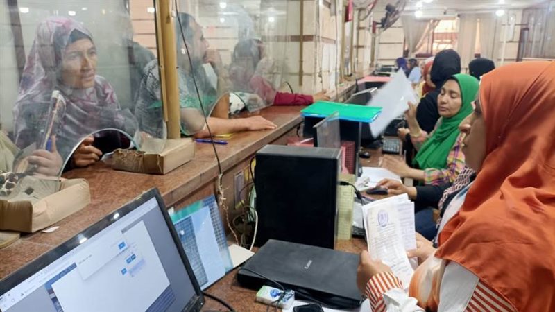 استقبال المتقدمين