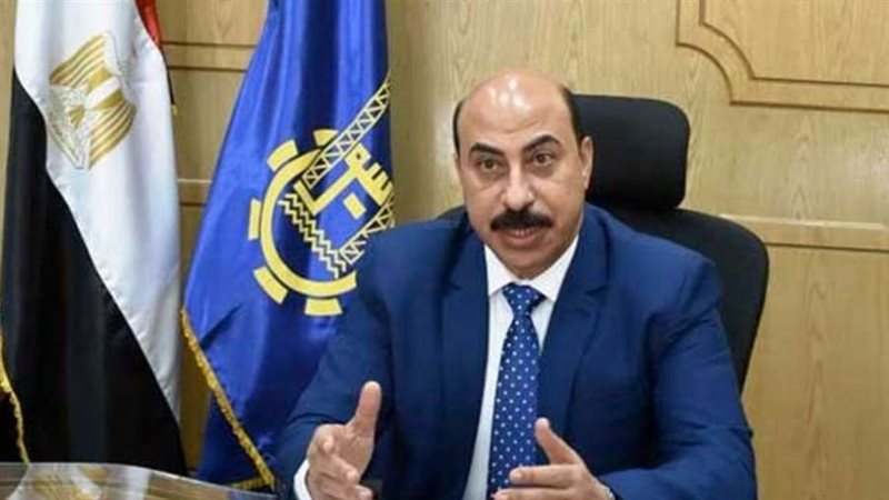 أشرف عطية محافظ أسوان